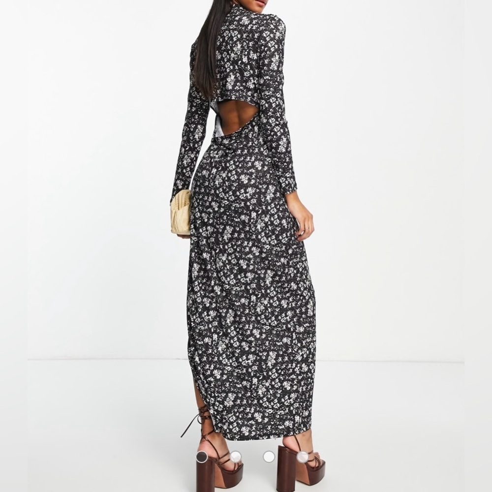 GhoSpell Black and White Floral Long Sleeve Maxi Dress